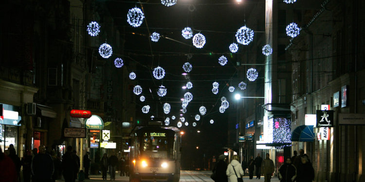 Imućnog osječkog poduzetnika povezuje se s hotelima, restoranima i skupocjenim jurilicama