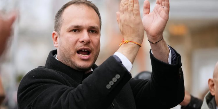 Jim McGreevey gubi u drugom krugu za gradonačelnika Jersey Cityja od Jamesa Solomona