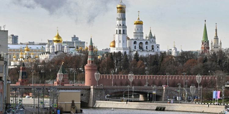 Kremlj iznosi uvjete za razgovore s Macronom — RT Rusija i bivši Sovjetski Savez