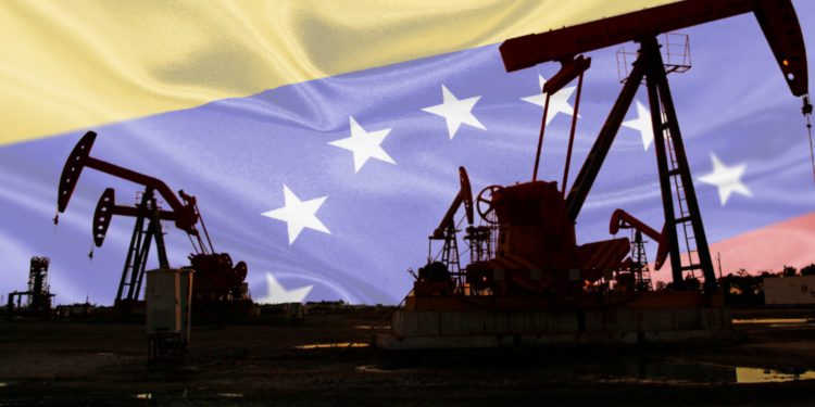 Maske su pale: SAD baca oko na naftu Venezuele