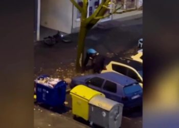 Mladi sin poznate domaće pjevačice uhićen: Sumnja se na grozne razne prema stranom radniku