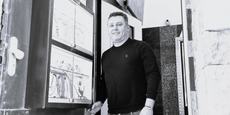 Napustio nas je Tadija Gečević: u njegovu zlatarnu ispod Zvonika dolazile su svjetske face