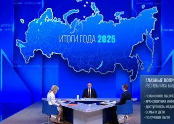 Nešto bizarno se događalo iza Putinovih leđa: ‘Nije izravna linija nego cirkus’