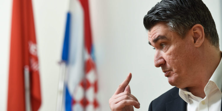 O Milanovićevu bizarnom odnosu se uporno šuti: Ne dolazi mu nitko, on ne ide nigdje, ali ima ‘tajnu ljubav’