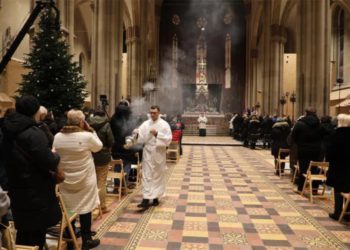 O prizorima s jutrošnje mise u zagrebačkoj katedrali još će se dugo pričati: ‘Nakon pet i pol godina’