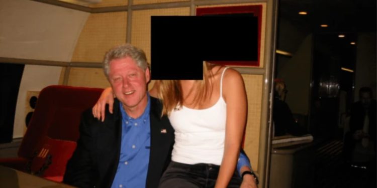 Objavljen dio Epsteinovih dosjea: Ono što nedostaje priča priču