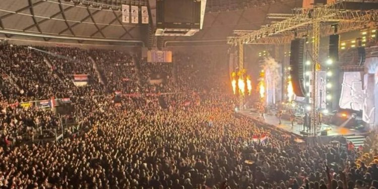 Objavljene fotografije s prvog Thompsonovog koncerta u Zadru. Dvorana je bila krcata…