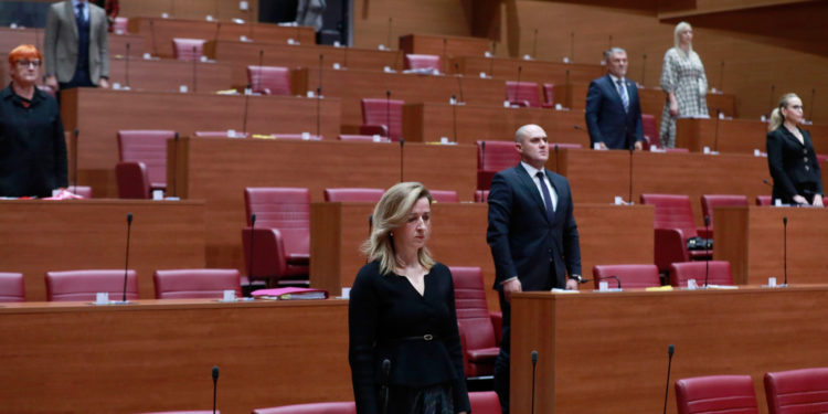 ‘Oni koji najviše pričaju o domoljublju, završavaju u zatvorima jer su pokrali zemlju’