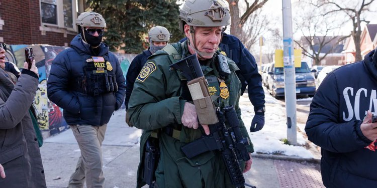 Operacija Midway Blitz eskalira povratkom granične patrole u Chicago