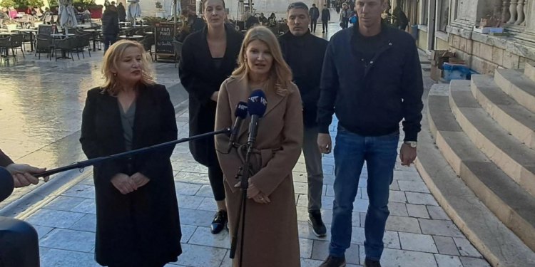 Ovo je najopasniji zakon kojeg predlaže HDZ. “Domoljubi” će našu zemlju komad po komad oduzimati ljudima i predati krupnom kapitalu!