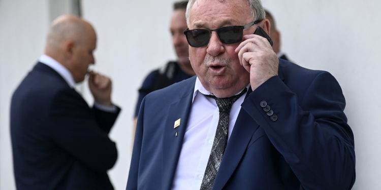 Pazite koju funkciju je dobio Šeksov posinak: Penje se nezaustavljivo hijerarhijom