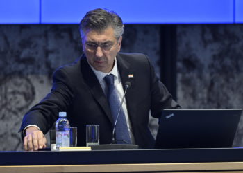 Plenković iza zatvorenih vrata napravio čistku: Šestero ih razriješio dužnosti