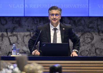 Plenković na Badnjak poslao poruku koja će odjeknuti Hrvatskom: ‘To nam je sad potrebnije nego ikad’