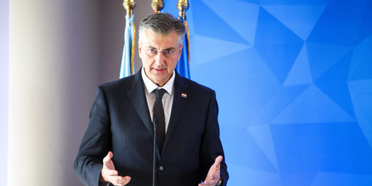 Plenković objavio novogodišnju čestitku – Dnevno.hr