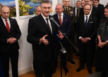 Plenković u uglednom društvu svima objasnio što Hrvatska sprema