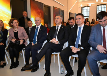 Plenković uoči godišnjice petrinjskog potresa: ‘Gradili smo, imamo potpuno nove kvartove’