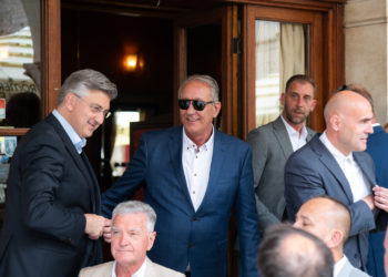 Plenkovićev tajanstveni gradonačelnik: Na popisu imovine ima osam zemljišta, tri kuće i vrijedan brod