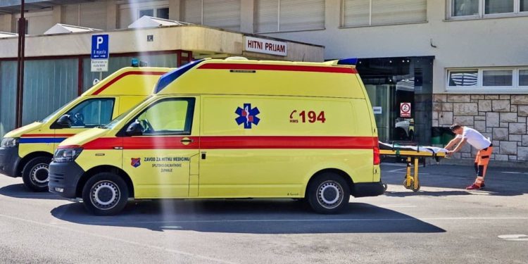 Pobuna u Dalmaciji zbog liječnika Iranca: “Ne želi govoriti hrvatski, a oženjen je Hrvaticom”