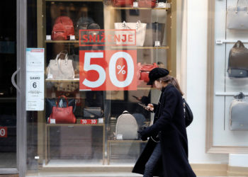 Počela su sezonska sniženja: Ovi trikovi trgovaca mogu vas skupo koštati, pripazite