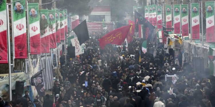 Počela uhićenja prosvjednika u Iranu: Dio prosvjednika zazivao povratak šaha