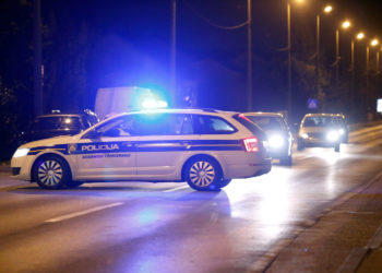 Policija moli za pomoć: Traže se svjedoci prometne nesreće, ženska osoba je teško ozlijeđena