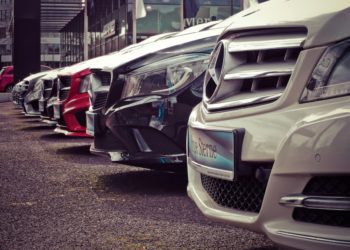 Policija zaustavila ukradeni automobil: Ostali šokirani kad su vidjeli tko ga vozi
