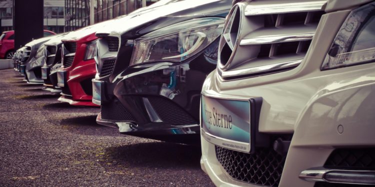 Policija zaustavila ukradeni automobil: Ostali šokirani kad su vidjeli tko ga vozi