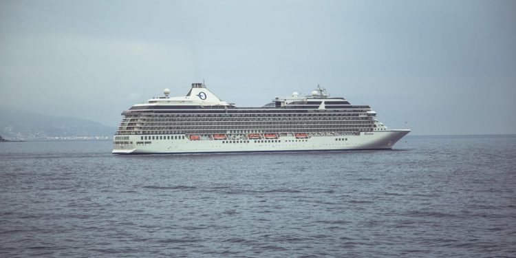 Popio 33 pića na kruzeru pa umro, a obitelj tuži kompaniju!