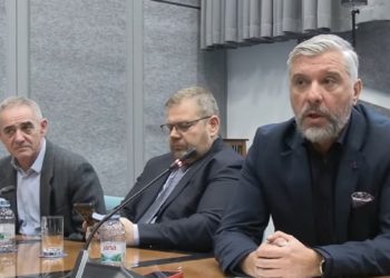 Povjesničar Klasić povikao u Saboru: ‘Recite to, ustaški režim je počinio genocid nad Srbima, zabranite ZDS’