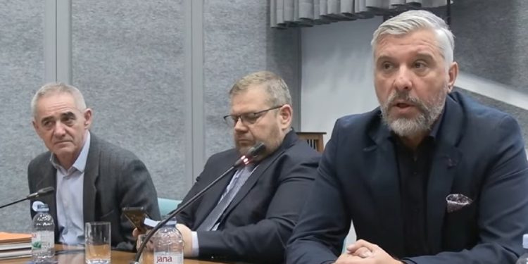 Povjesničar Klasić povikao u Saboru: ‘Recite to, ustaški režim je počinio genocid nad Srbima, zabranite ZDS’