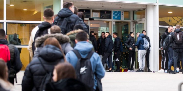 Poznat popis kandidata za stipendije: Evo kako provjeriti svoju prijavu i što učiniti ako ste na listi