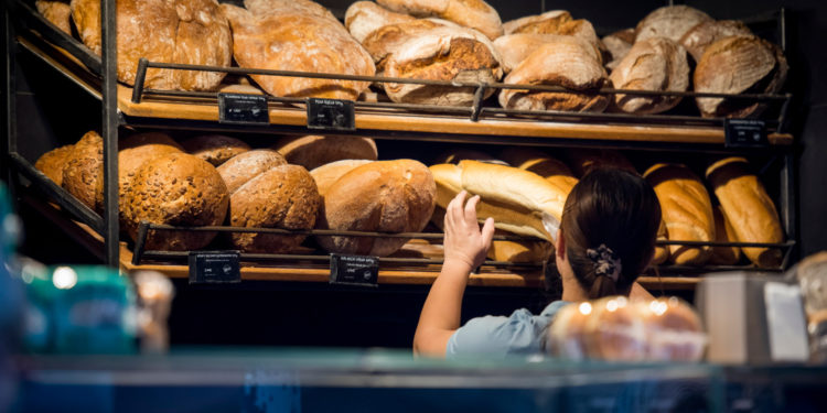 Poznata pekara poslala važno upozorenje: Iz prodaje moraju povući tri vrste kruha