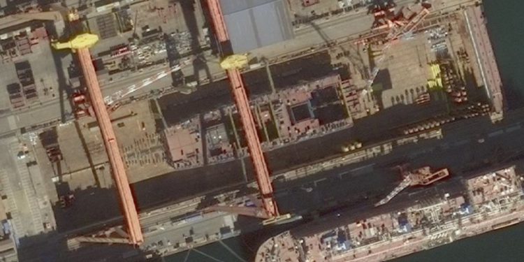 Rade enormnom brzinom: Kina gradi prvi nosač aviona na nuklearni pogon