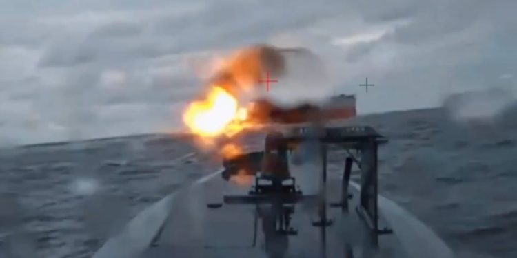 Rusi pokušali sakriti tanker iz flote u sjeni, ali ga je pronašao ukrajinski morski dron