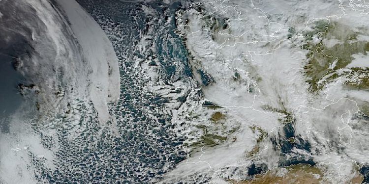 Satelitske snimke otkrile vremenski obrat, dio već na Badnjak: ‘Zvijer s istoka dolazi’