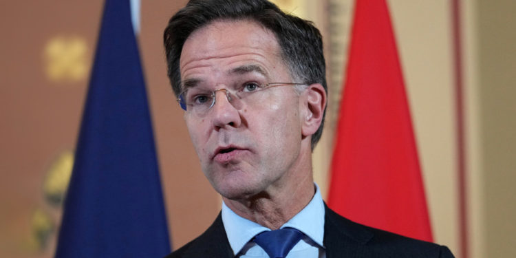 Šef NATO-a baca mjesečne milijarde na oružje za Kijev — RT World News