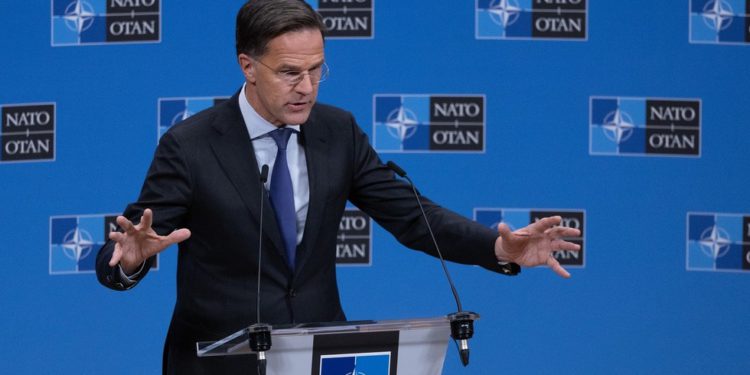 Šef NATO-a je ‘pametan čovjek koji lupa gluposti’ – Putin — RT Rusija i bivši Sovjetski Savez