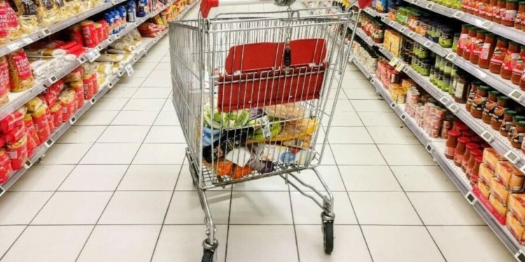 Šibenski zaposlenici ovog poznatog trgovačkog lanca dobit će izdašnu nagradu za Božić: pogledajte cifre