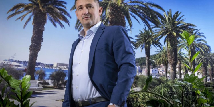 Slobodna Dalmacija – Direktor ‘Parkova i nasada’ otvorio dušu: ‘Krećemo u najveći zahvat do sada, ali ako vlasnik želi da odem, odlazim’