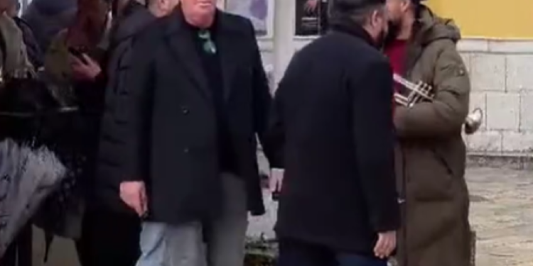 Slobodna Dalmacija – Drama se nastavlja, romski orkestar: ‘Nismo pjevali Đurđevdan, gradonačelnik laže’; Miro Bulj: ‘Imam svjedoke…’