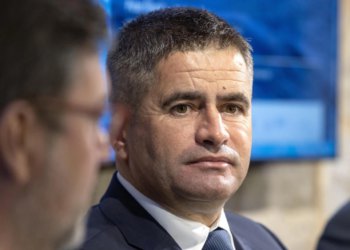 Slobodna Dalmacija – FOTO Diljem Splita osvanuli uvredljivi grafiti o Vici Mihanoviću! Nisu ga štedjeli; šaralo se na sve strane