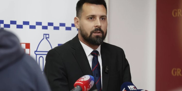 Slobodna Dalmacija – Ivošević uoči sjednice: ‘Odluka o sudbini Spaladium Arene je protuzakonita! Nismo ni čuli ni vidjeli odvjetnika…’