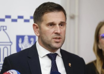 Slobodna Dalmacija – Šuta ‘ispalio’ Ivoševića oko Arene: ‘Ljubomoran je i laže! Neka kaže tko mu daje ključeve luksuznih auta…’