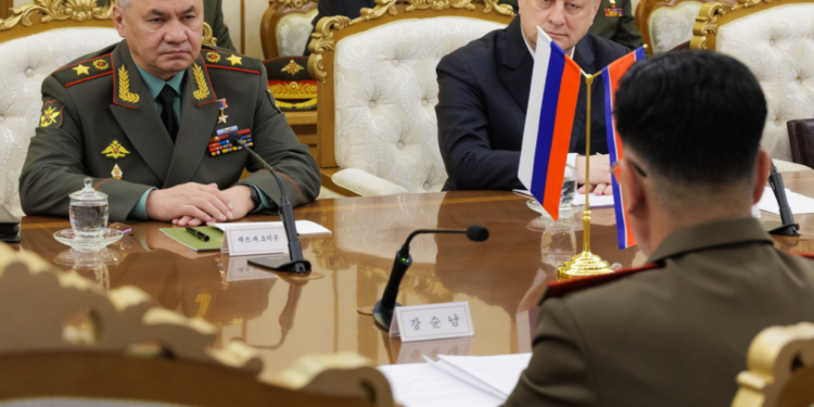 Šojgu upozorava na stvaranje ‘istočnog NATO-a’ u Aziji