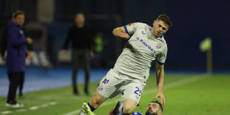 Sportske novosti – Dinamo bez Valinčića i Lisice do siječnja