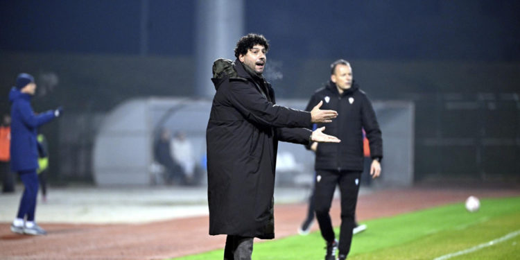 Sportske novosti – Dinamo nakon utakmice prijavio Marija Carevića: ‘Nije mi lako slušati uvrede od prve minute’