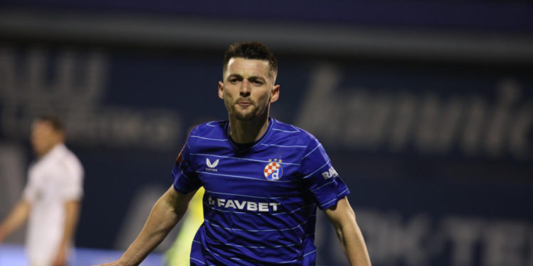 Sportske novosti – Dinamo protiv Hajduka: Nezaboravni derbi