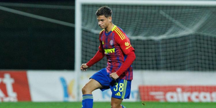 Sportske novosti – Europa luduje za “bilim tićima”! Popularna stranica uvrstila Hajdukova dragulja među TOP 10 izvan liga petica