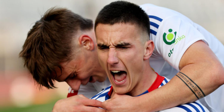 Sportske novosti – FOTO: Nakon jeseni iz snova Šego otišao u Englesku, sa sobom poveo samozatajnu djevojku