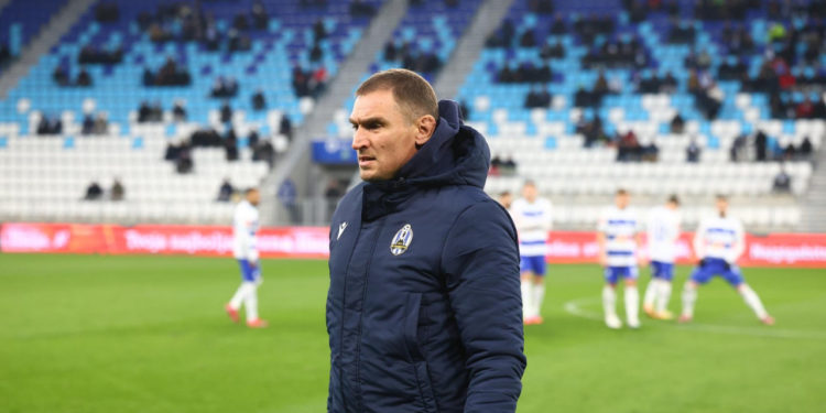 Sportske novosti – Nikica Jelavić o Trajkovskom: ‘Kvaliteta se vidi od prvog treninga, ali neće startati. Treba mu još malo’